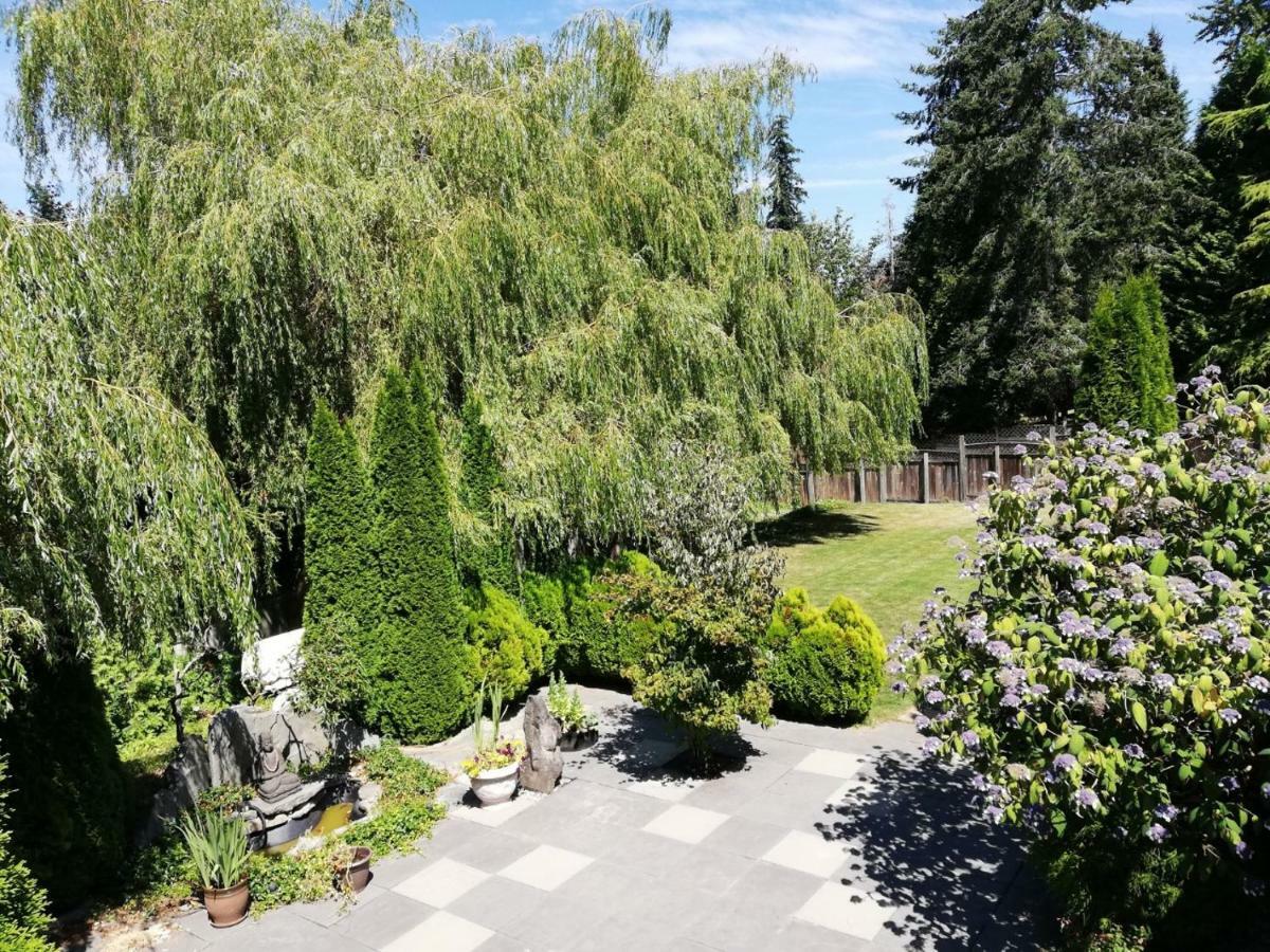 Hotel White Rock Pacific Surrey Exterior foto
